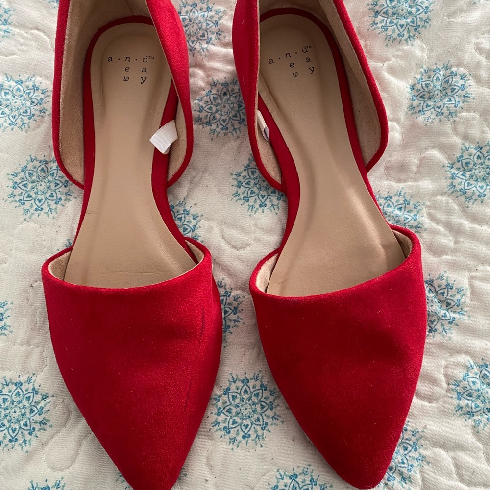 Closed toe red flats!